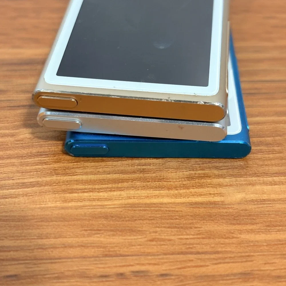 FOR PARTS Apple iPod Nano 7th Gen A1446 Lot of 3 Cracked Screens Blue Silver